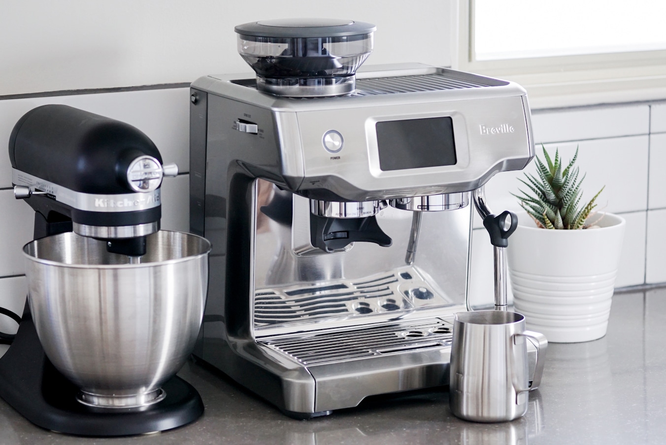 Breville 880 the Barista Touch – BES 880