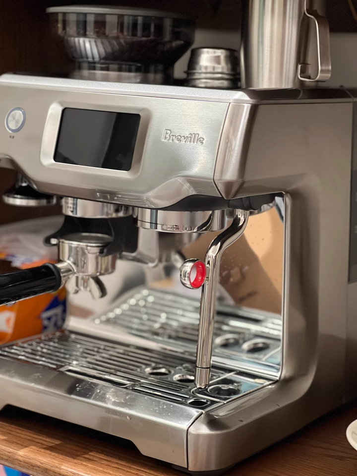 Máy pha cà phê Breville 880 the Barista Touch – BES 880